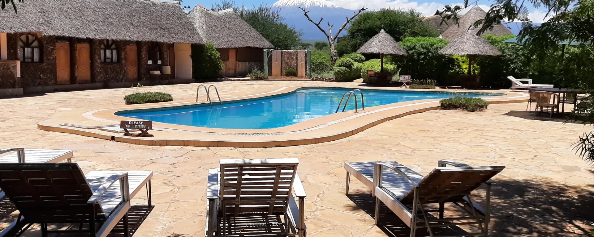 AA Amboseli Lodge