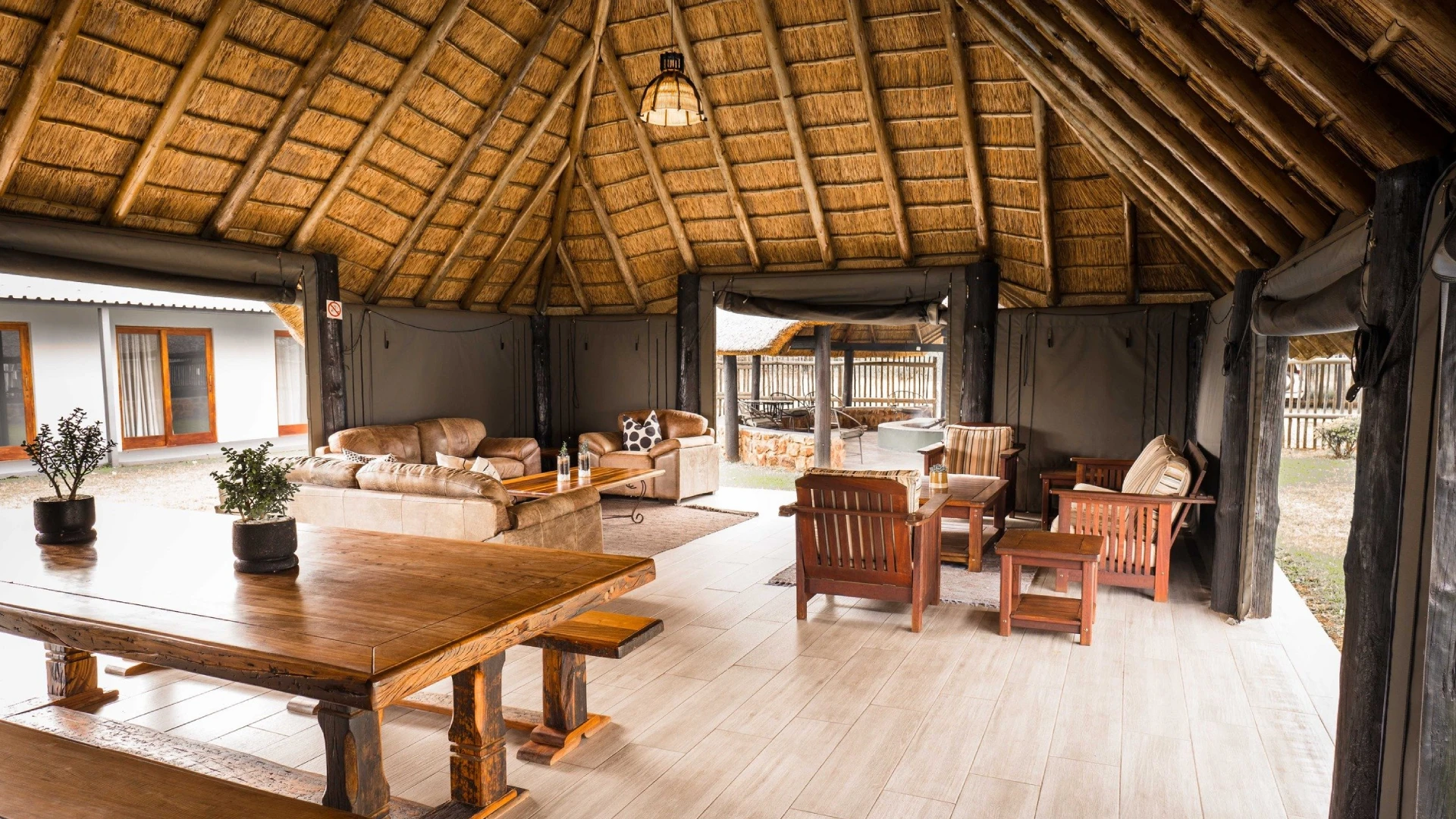 Hakuna Matata Safari Lodge