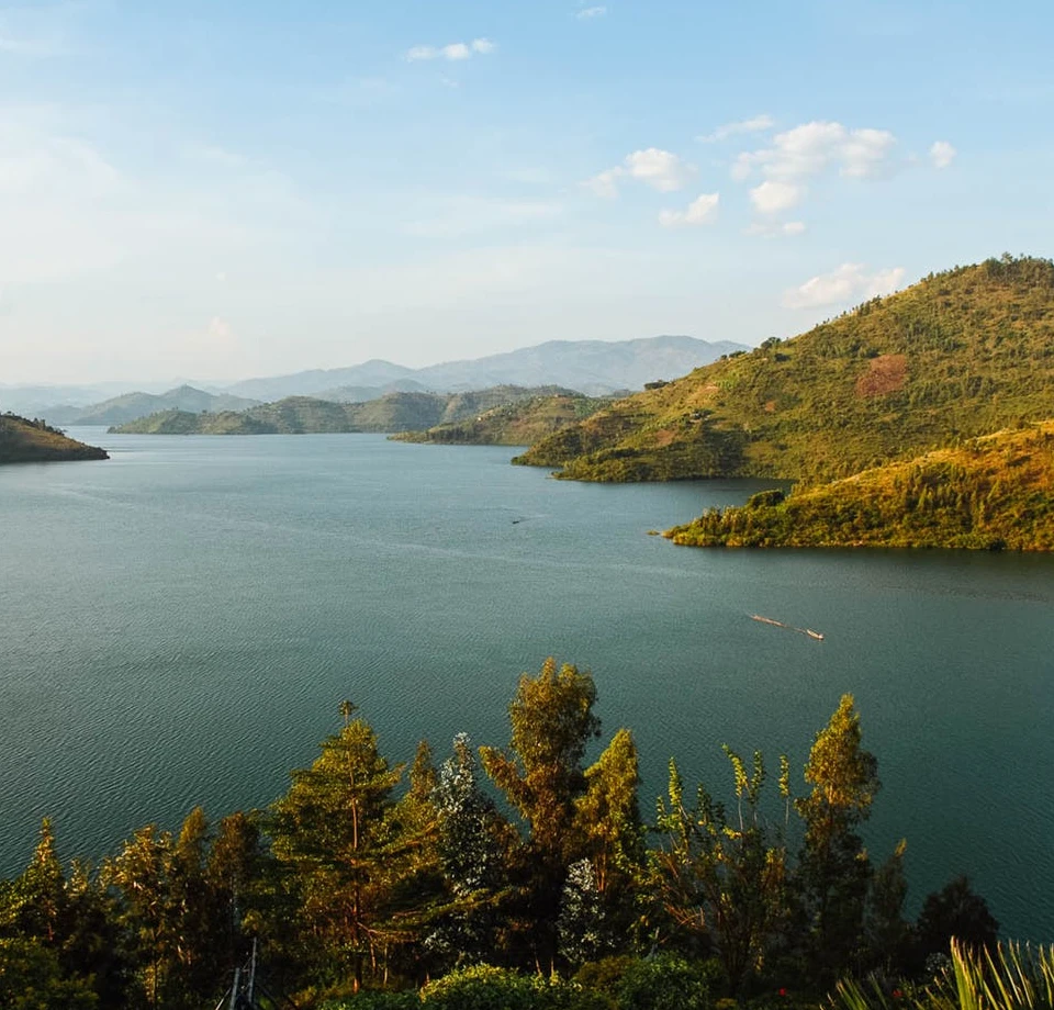 Warm Lakeside Climate