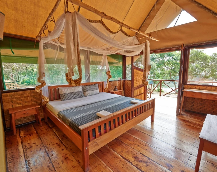 Queen Elizabeth Bush Lodge